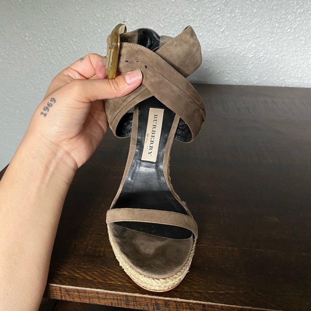 Burberry Catsbrook Brown Suede Espadrille Wedge 38 1/2 - Picture 11 of 17